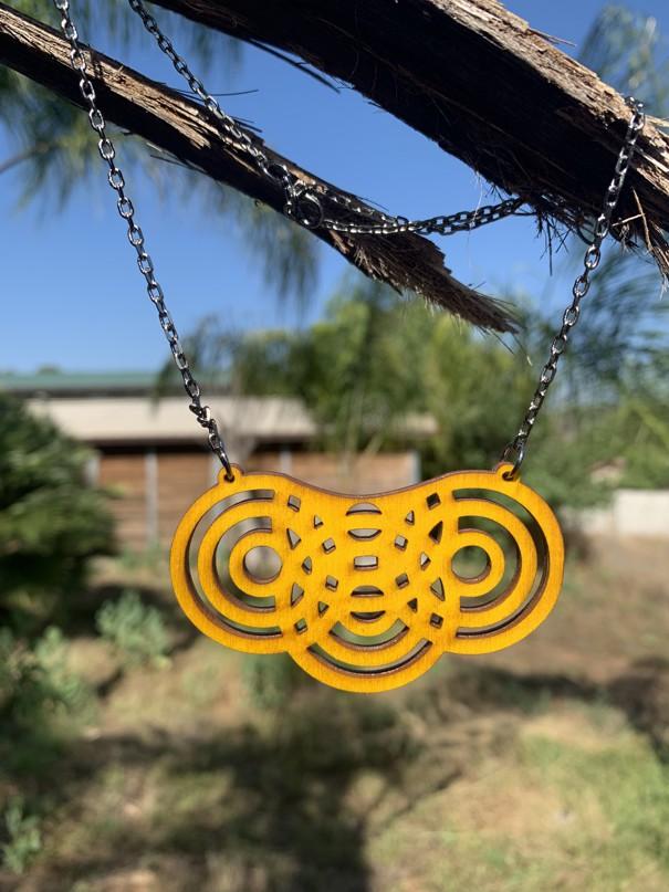 Overlapping Circles Necklace 